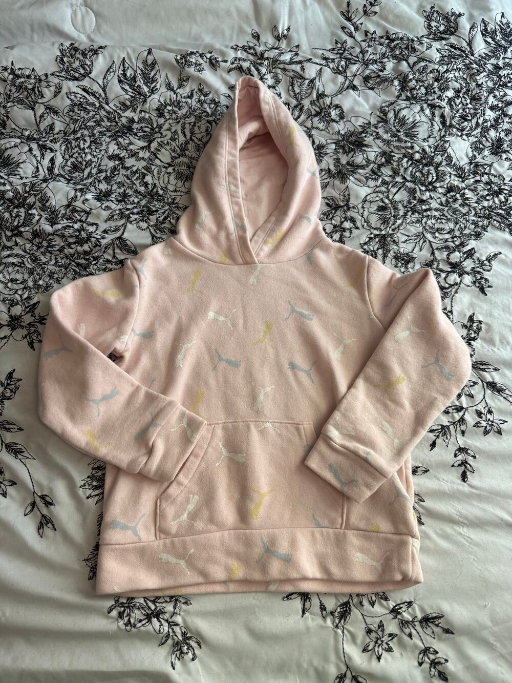PUMA Girls pink Pullover hoodie Long sleeve Logo hooded size XS 5/6 fall winter